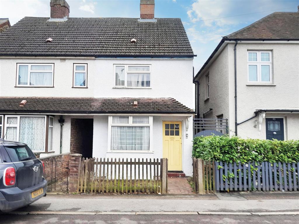 43, Whitley Road, HODDESDON, Hertfordshire, EN11 0PT