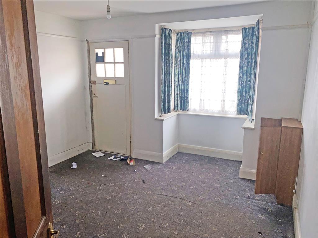 43, Whitley Road, HODDESDON, Hertfordshire, EN11 0PT