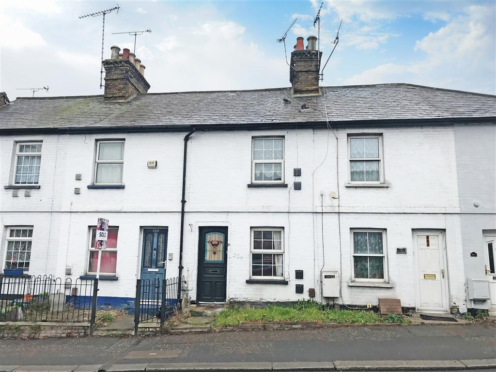 364, Victoria Avenue, SOUTHEND-ON-SEA, Essex, SS2 6NA