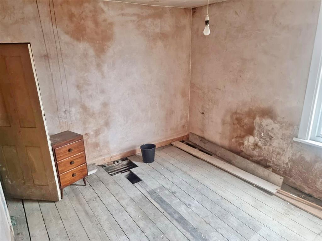 17, Elliott Street, GRAVESEND, Kent, DA12 2JP