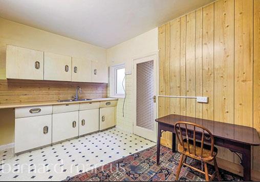 28, Sandpits Road, CROYDON, Surrey, CR0 5HG