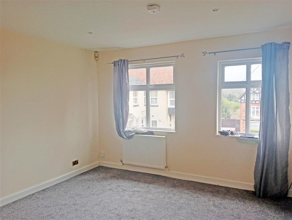 1 Oakly Mews, Oakly Road, REDDITCH, Worcestershire, B97 4EG
