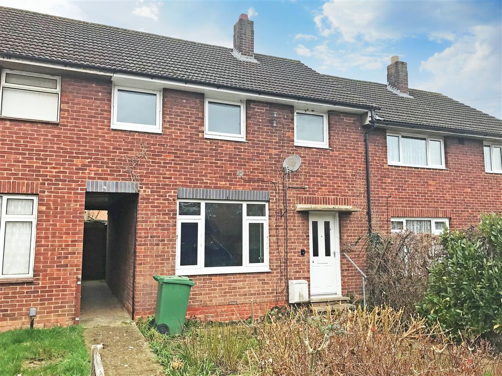 4, Avon Crescent, GLOUCESTER, Gloucestershire, GL3 4LG