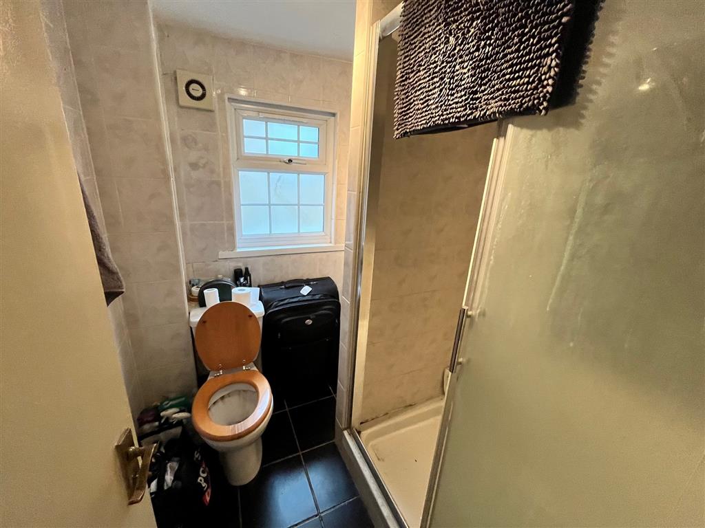 Flat 1, 290, Ewell Road, SURBITON, Surrey, KT6 7AQ