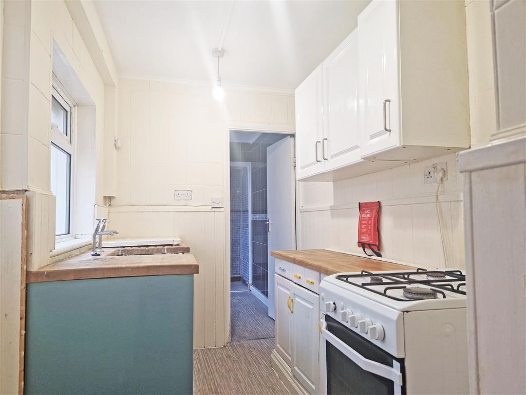 63, James Street, SHEERNESS, Kent, ME12 2QE