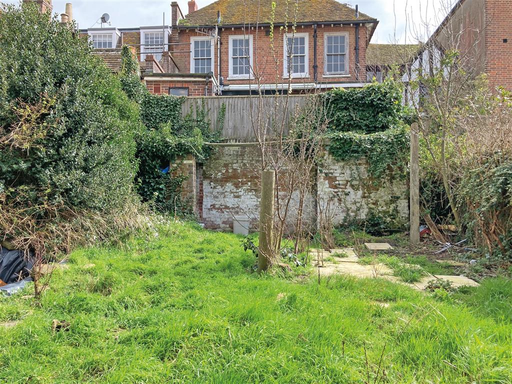 58, The Bourne, HASTINGS, East Sussex, TN34 3AY