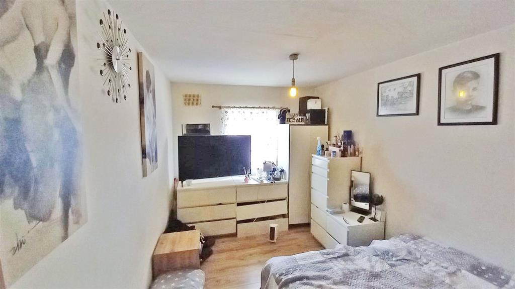 2a, Hencroft Street North, SLOUGH, Berkshire, SL1 1RD