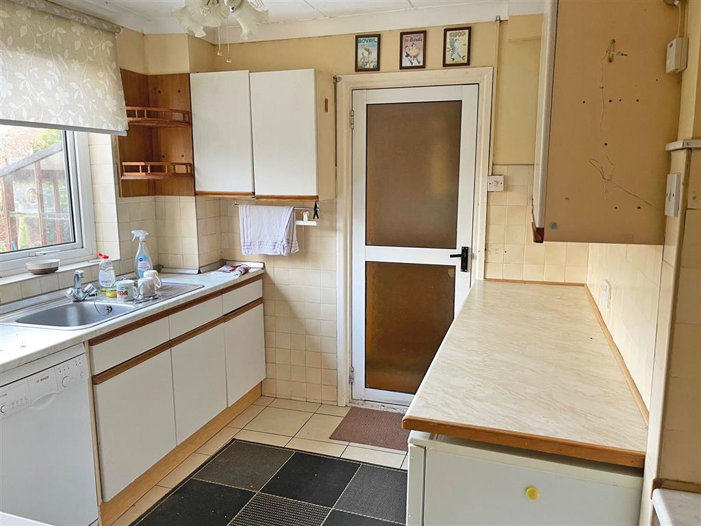 166, Langdown Road, SOUTHAMPTON, Hampshire, SO45 6EN