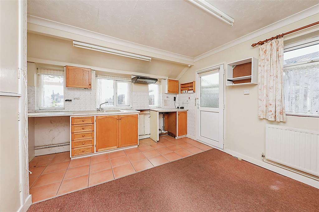 11, Moore Avenue, NORWICH, Norfolk, NR6 7LA