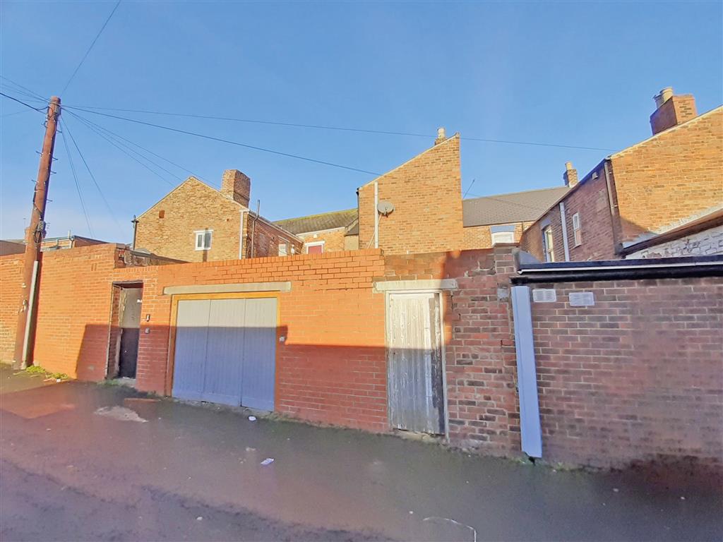 193, Hylton Road, SUNDERLAND, Tyne and Wear, SR4 7YE