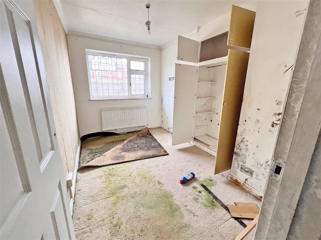 5, Barrowsfield, Sanderstead, SOUTH CROYDON, Surrey, CR2 9BZ