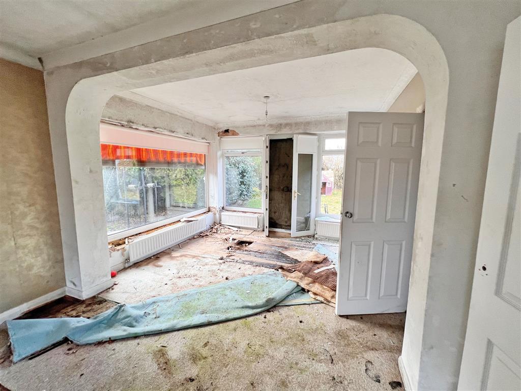 5, Barrowsfield, Sanderstead, SOUTH CROYDON, Surrey, CR2 9BZ