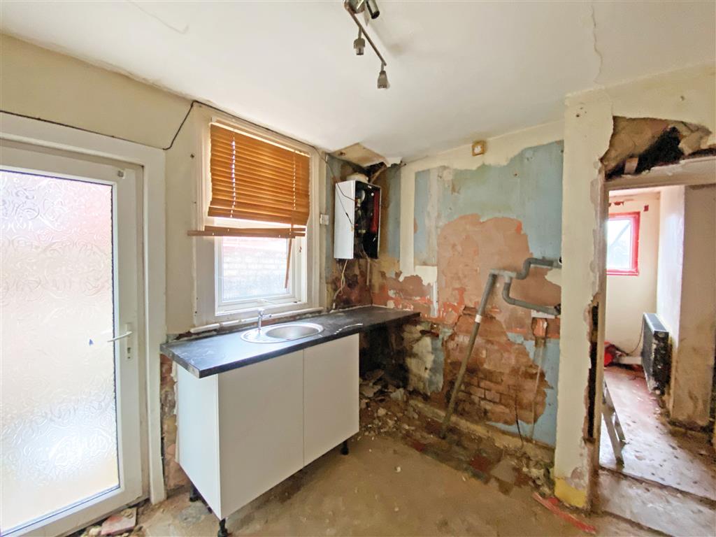 Ground floor flat, 37, Salisbury Road, READING, Berkshire, RG30 1BL