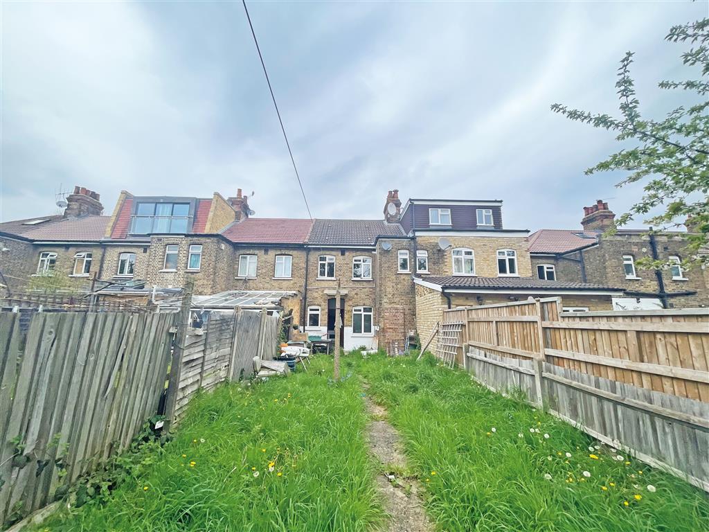 21, Manor Grove, RICHMOND, Surrey, TW9 4QQ