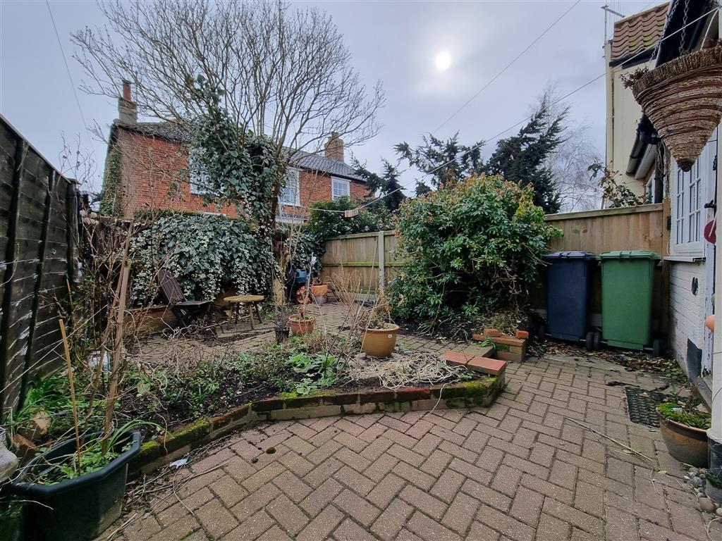 1, Swanns Yard, NORTH WALSHAM, Norfolk, NR28 9RP
