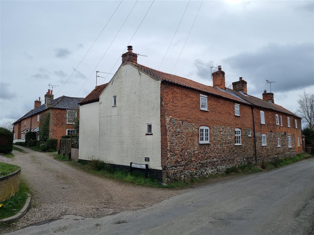 1, Swanns Yard, NORTH WALSHAM, Norfolk, NR28 9RP