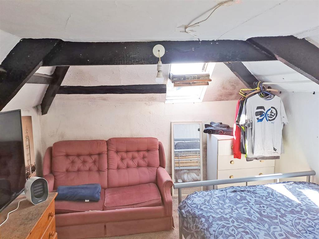 Flat 6, 21-23, Green Lane, REDRUTH, Cornwall, TR15 1JZ