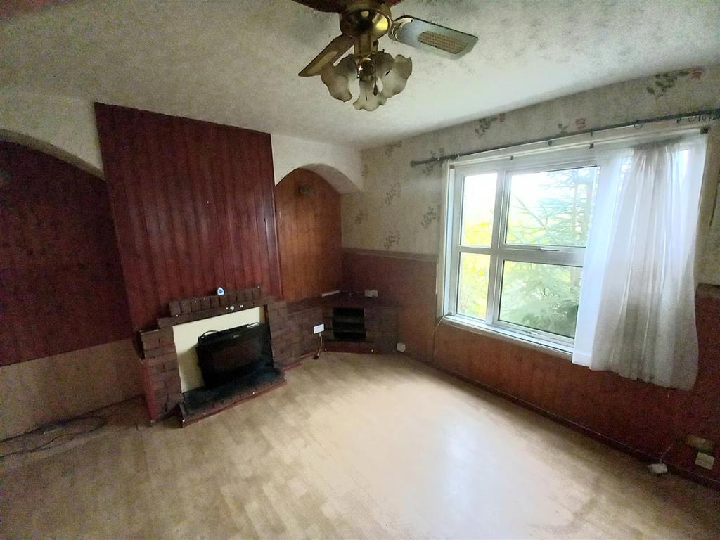 88, Chestnut Avenue, EXETER, Devon, EX2 6DN