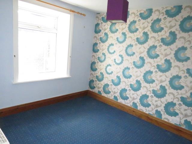 16, Moorbottom, HOLMFIRTH, West Yorkshire, HD9 6DN