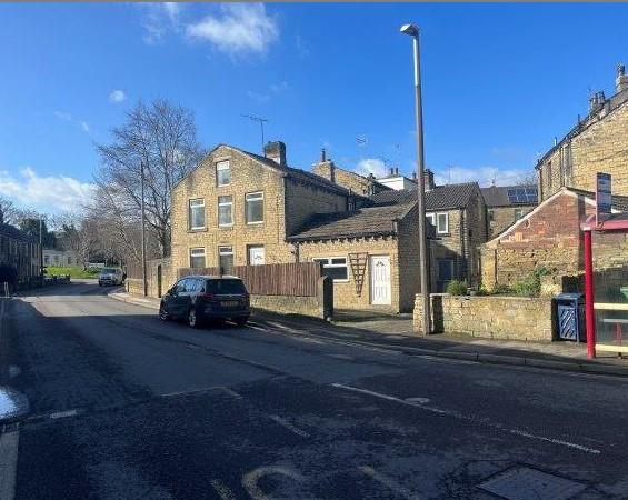 16, Moorbottom, HOLMFIRTH, West Yorkshire, HD9 6DN