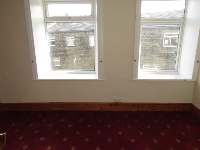 16, Moorbottom, HOLMFIRTH, West Yorkshire, HD9 6DN