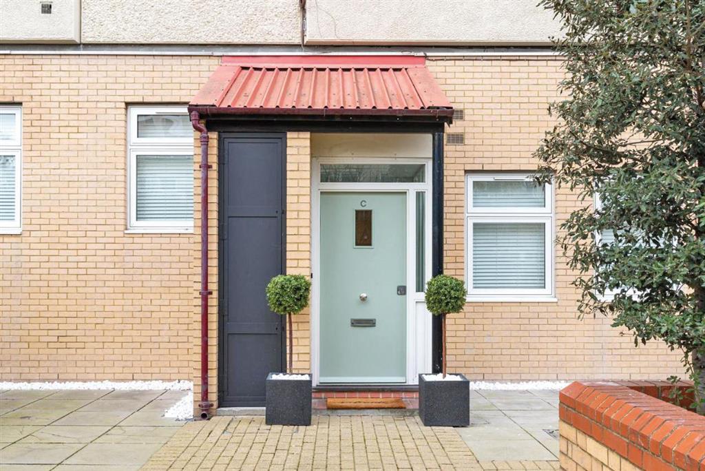 Flat C, Connor Court, Alfreda Street, Battersea, London, SW11 5HF