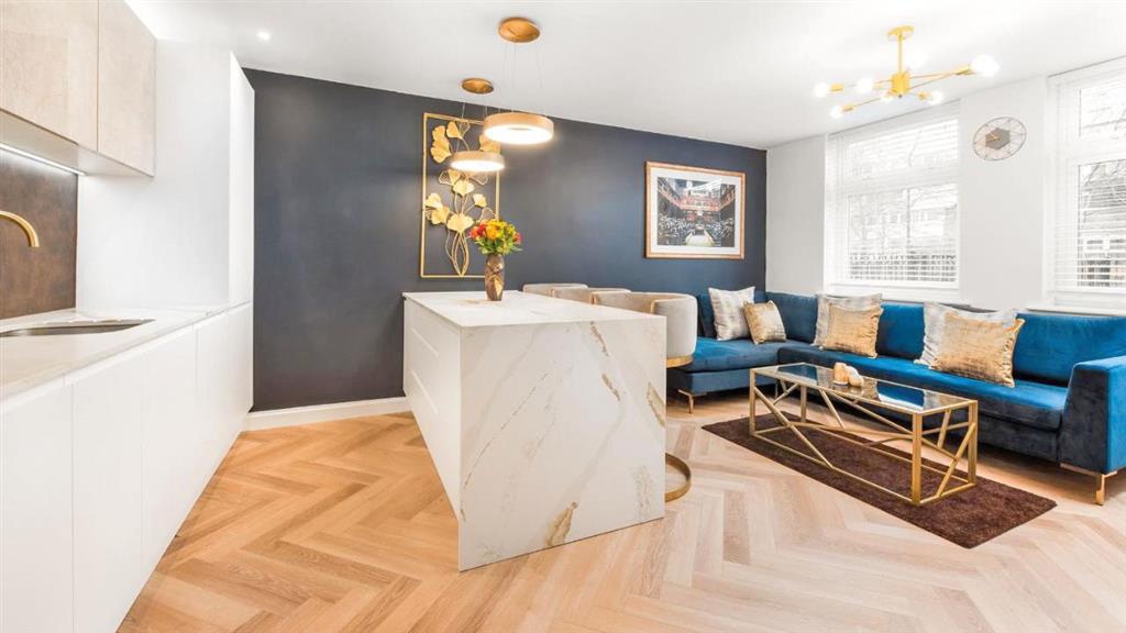 Flat C, Connor Court, Alfreda Street, Battersea, London, SW11 5HF