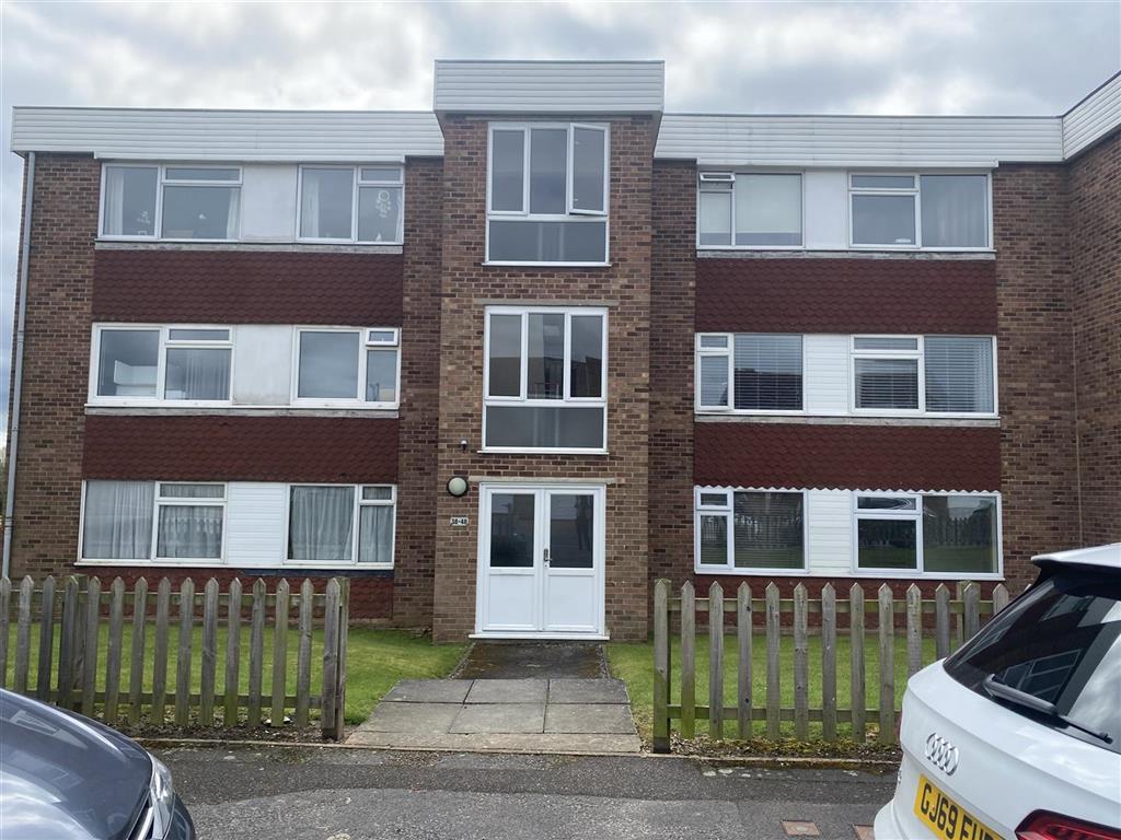 40, Bingley Close, SNODLAND, Kent, ME6 5PS