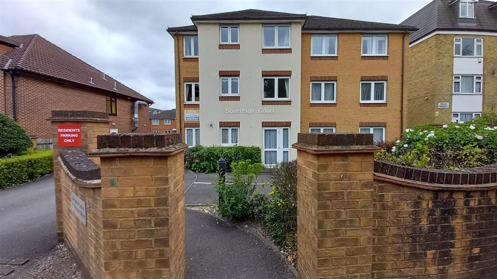Flat 32, Sovereign Court, 9, Warham Road, SOUTH CROYDON, Surrey, CR2 6LP