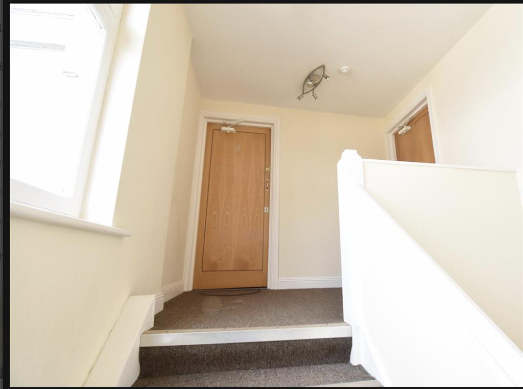 Flat 4, 93, Commercial Road, BOURNEMOUTH, Dorset, BH2 5RT
