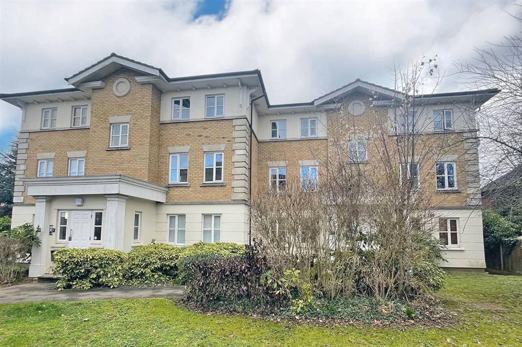 Roof and Airspace at, Flats 1-12, Monkwood Close, ROMFORD, Essex, RM1 2NQ
