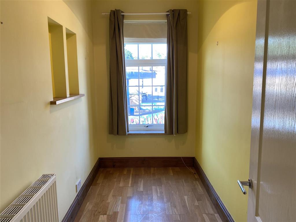 9, Station Road, BRISTOL, Avon, BS11 9TU