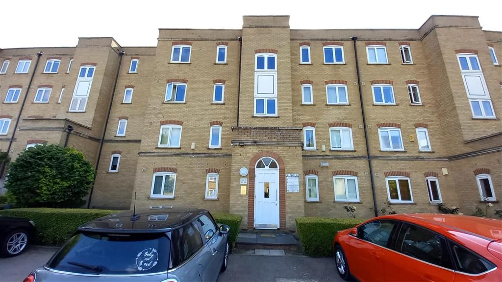 94, Ferguson Close, London, E14 3SJ