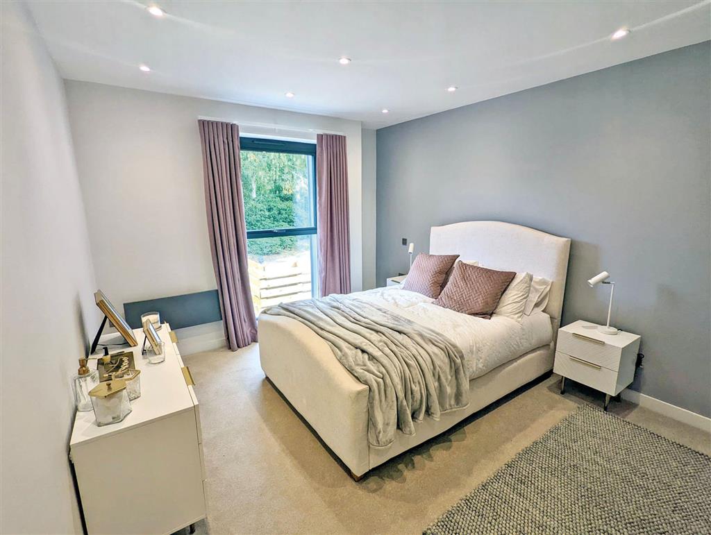 2 The Mews, The Manor, BURY ST. EDMUNDS, Suffolk, IP28 6FA