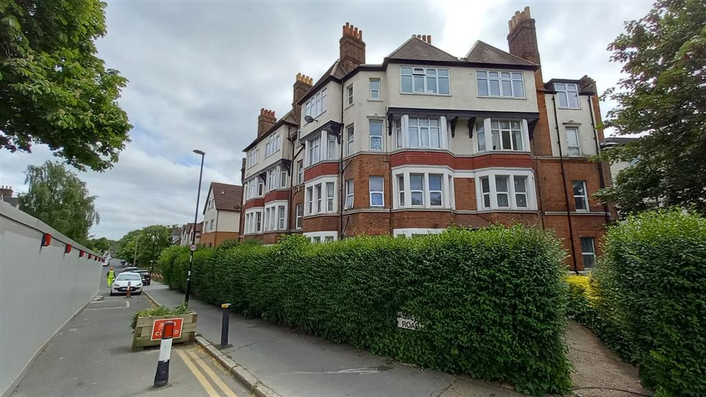 Flat 12, Chandos Mansions, Albert Road, London, SE25 4JF