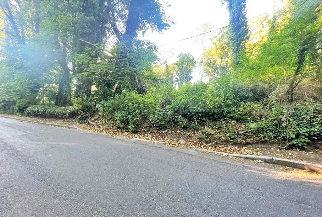 Land on, Long Lane, RICKMANSWORTH, Hertfordshire, WD3 5DH