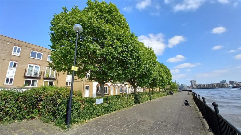 94, Ferguson Close, London, E14 3SJ