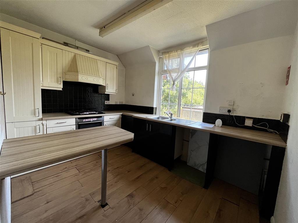 4 The Leys, Preston Road, RAMSGATE, Kent, CT12 5AP