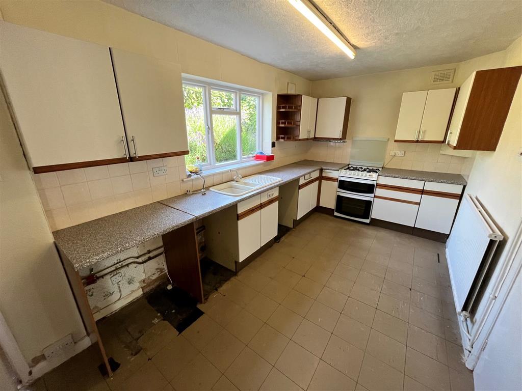 15, Hillside Road, MARKET HARBOROUGH, Leicestershire, LE16 7PG