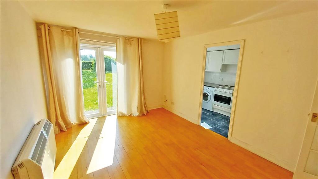 94, Ferguson Close, London, E14 3SJ