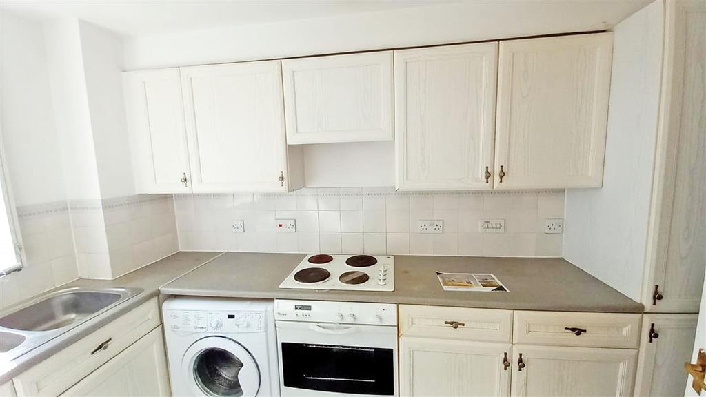 94, Ferguson Close, London, E14 3SJ