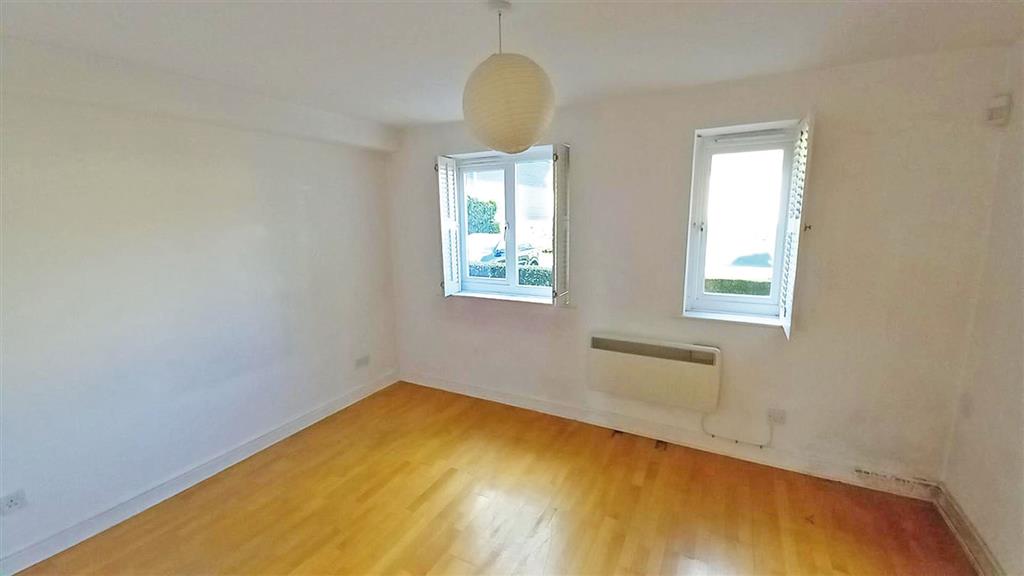 94, Ferguson Close, London, E14 3SJ
