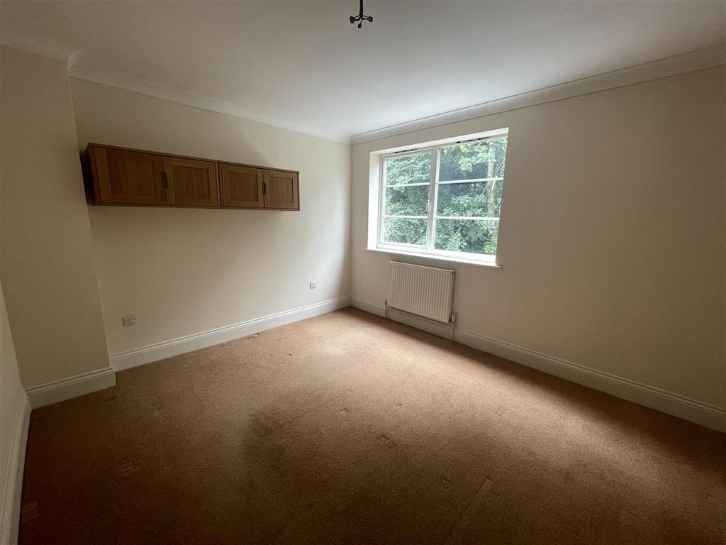 79, Caversham Place, SUTTON COLDFIELD, West Midlands, B73 6HW