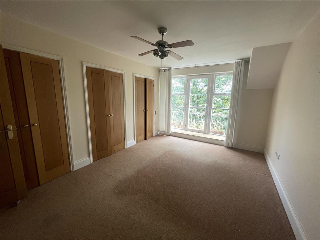 79, Caversham Place, SUTTON COLDFIELD, West Midlands, B73 6HW