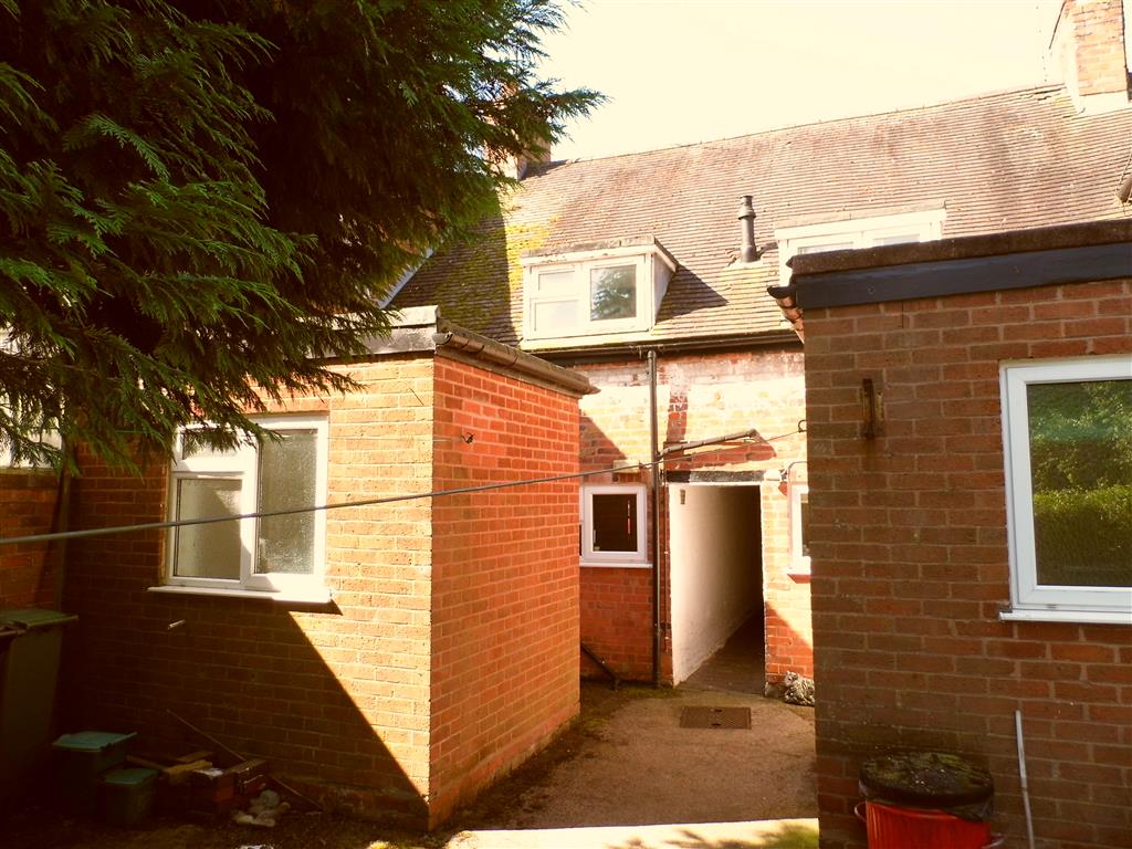 47, Priory Road, ALCESTER, Warwickshire, B49 5EA