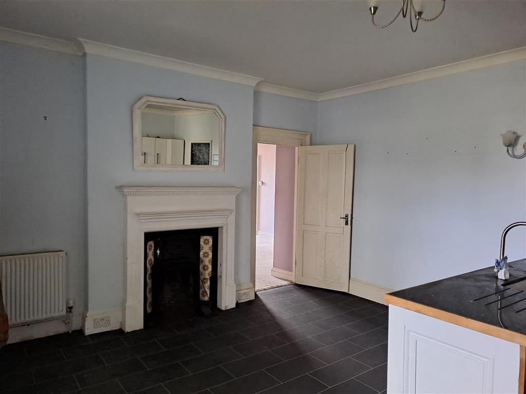 2 Penare Court,, Penare Gardens, PENZANCE, Cornwall, TR18 2AR