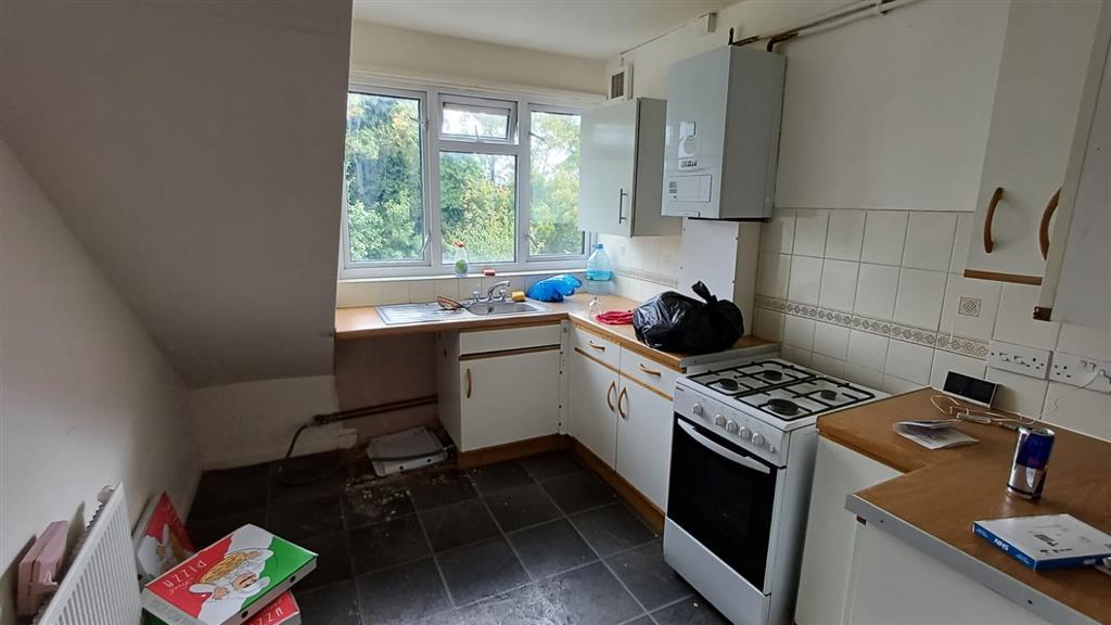 Flat C, 18, Connaught Road, London, NW10 9AG