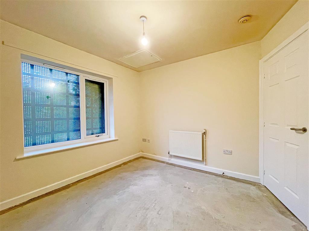 87, Holehouse Road, STOKE-ON-TRENT, Staffordshire, ST2 8EQ