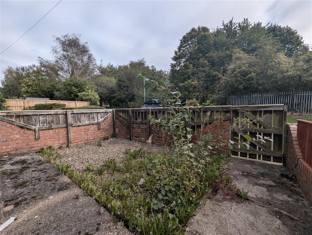 95, Burnie Gardens, SHILDON, County Durham, DL4 1NB