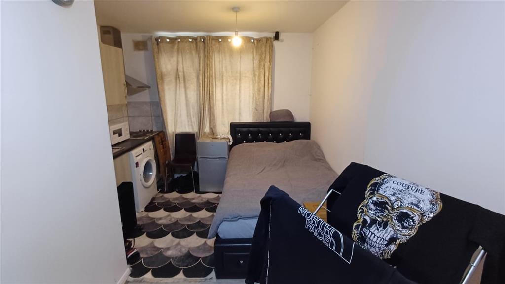 Flat 2, 309, Barking Road, London, E13 8EE